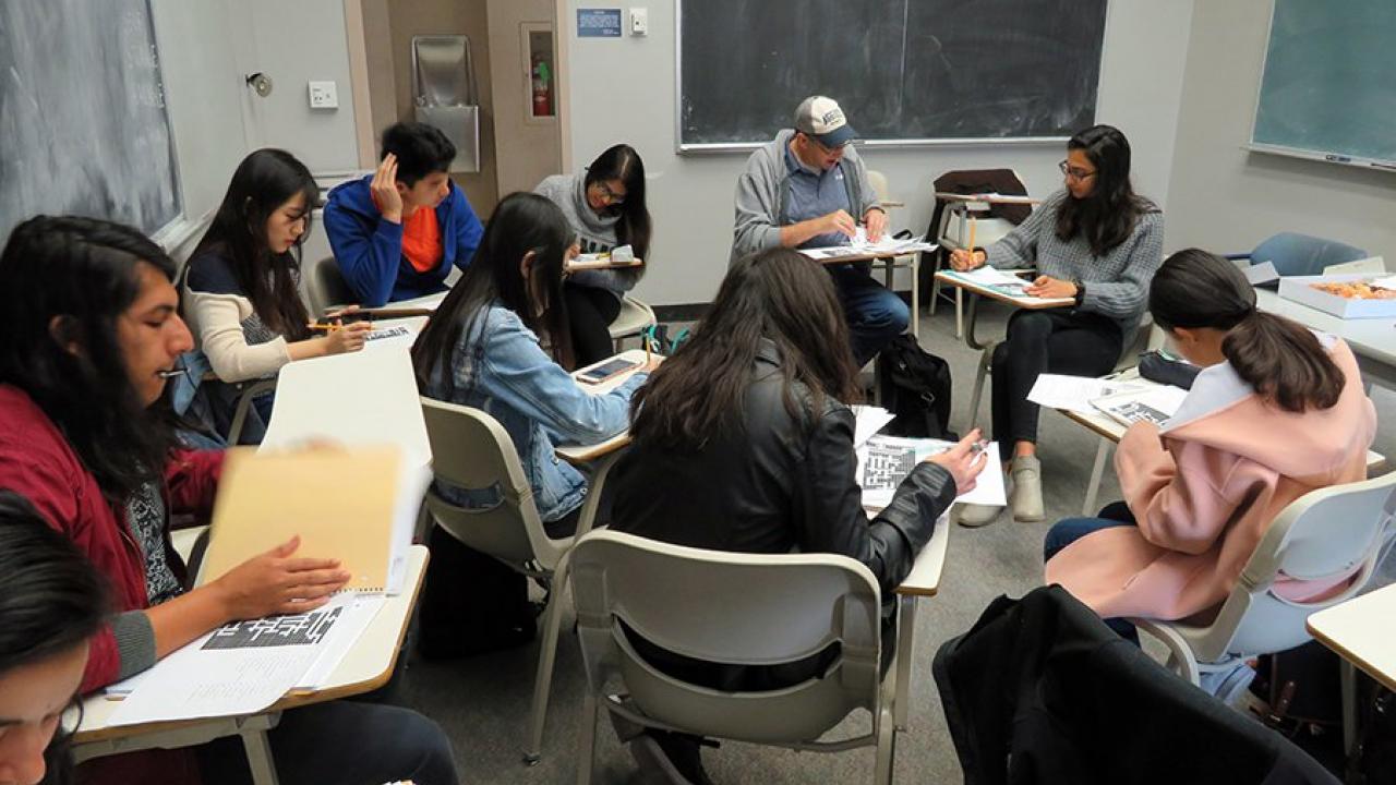 Lecturer Jerry Lundblad's "I want to Be a Consultant, I just Don't Know What They Do" class Lecturer Jerry Lundblad's "I want to Be a Consultant, I just Don't Know What They Do" class